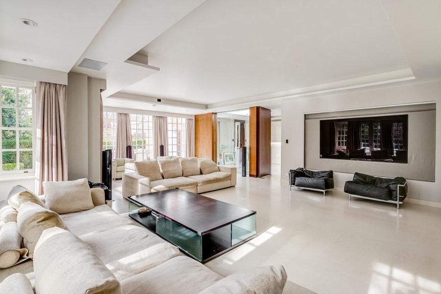 lounge 1