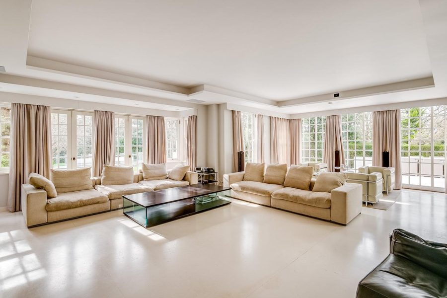 lounge 2
